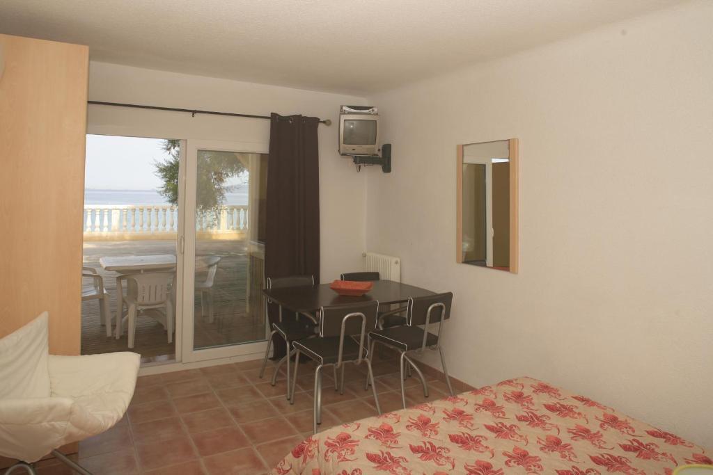 Hotel-Motel Agosta Plage Porticcio  Bagian luar foto