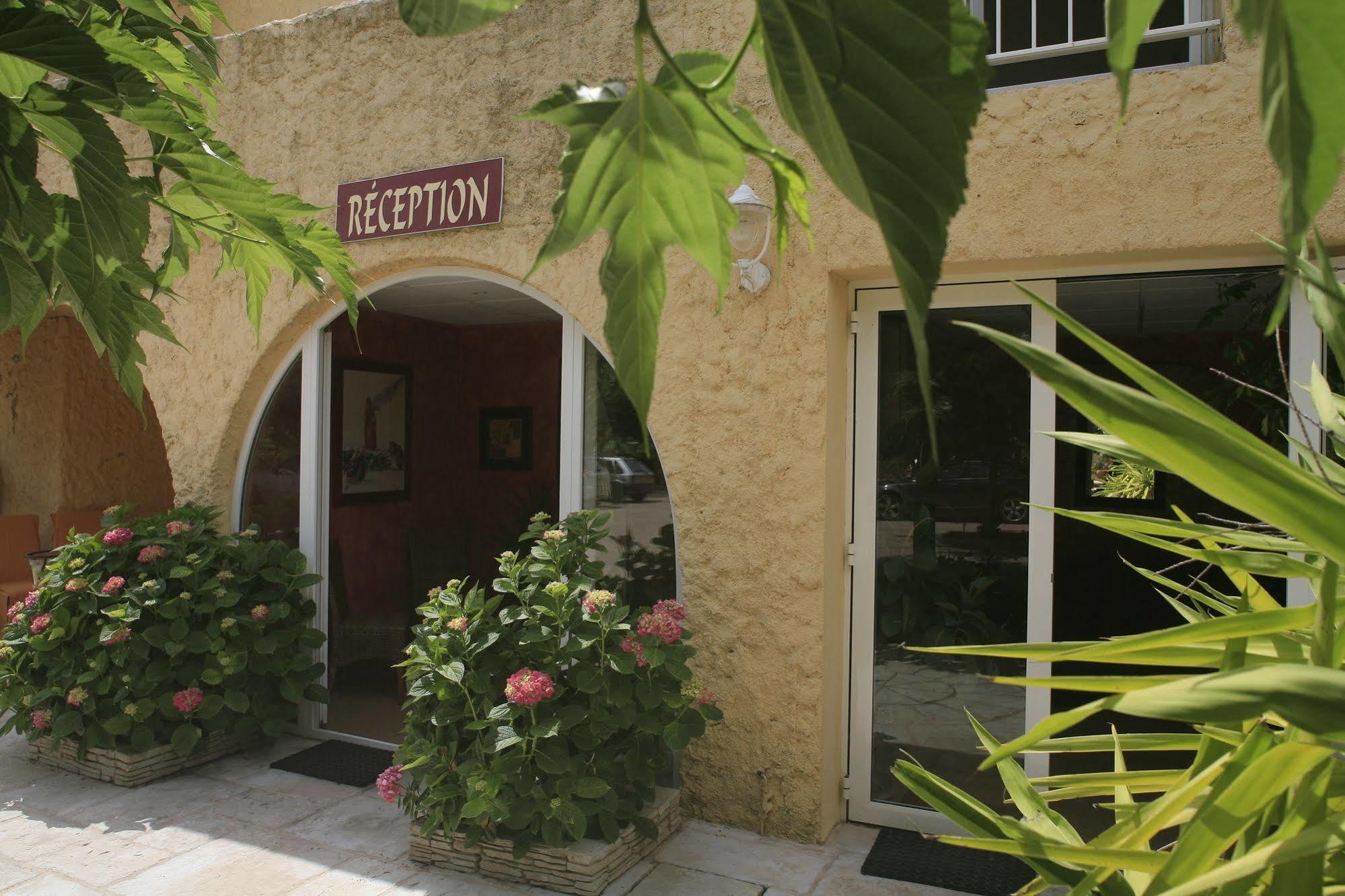 Hotel-Motel Agosta Plage Porticcio  Bagian luar foto